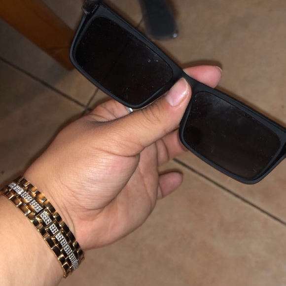 Glasses for sell boyfriend doesn’t use - Picture 3 of 3